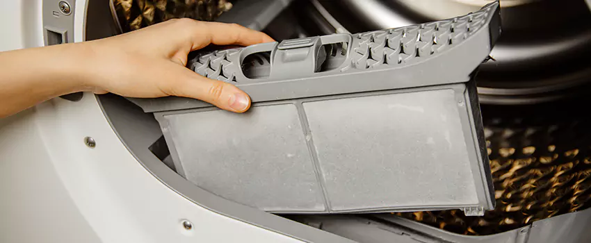 Signs Of A Clogged Dryer Lint Trap in Ladera Ranch, California